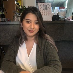 Meet your Posher, Ileana